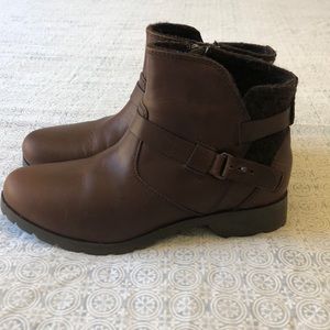 Teva Leather Boots